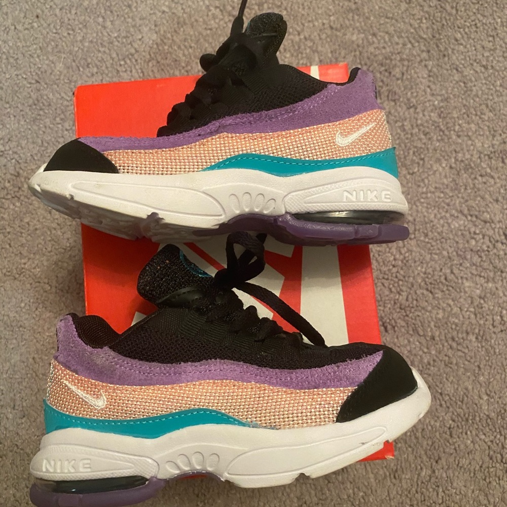 Nike Air Max 95 - Picture 3 of 5